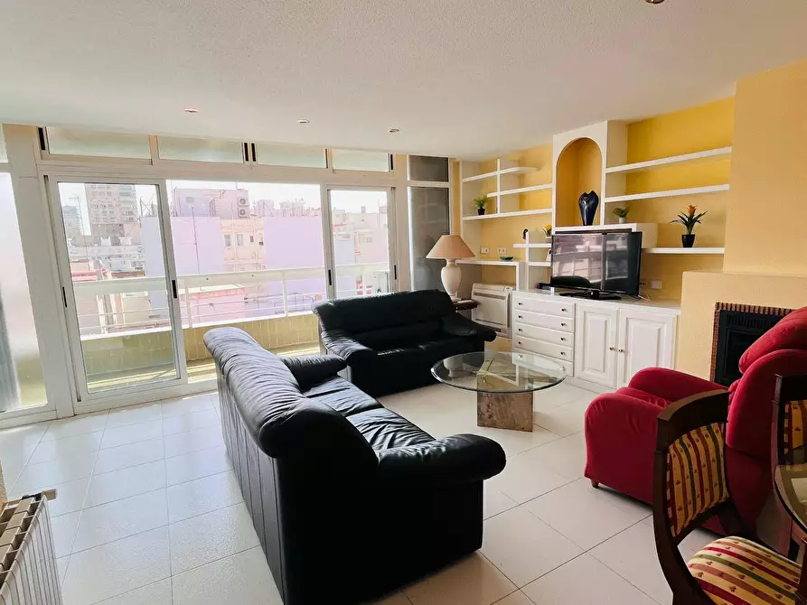 Immagine 6 di Camera in affitto  in Carrer Pintor Aparicio a Alicante/Alacant