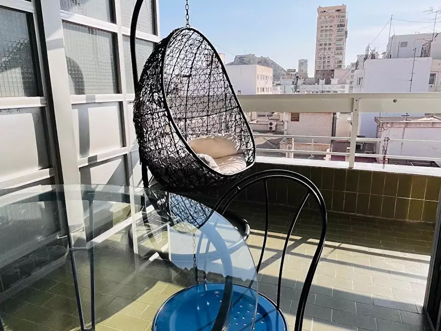 Immagine 4 di Camera in affitto  in Carrer Pintor Aparicio a Alicante/Alacant