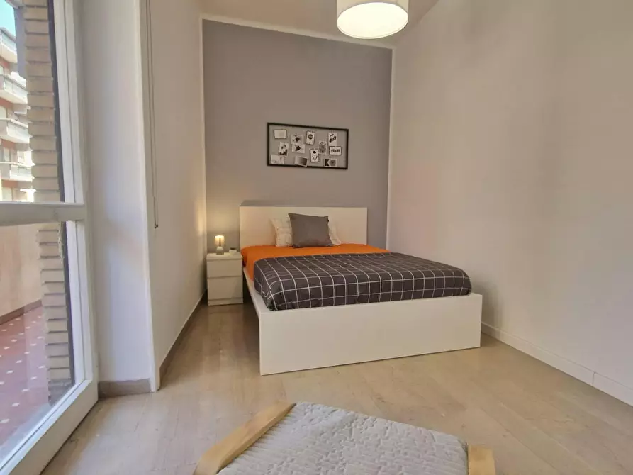 Immagine 4 di Camera in affitto  in Lungotevere di Pietra Papa a Roma