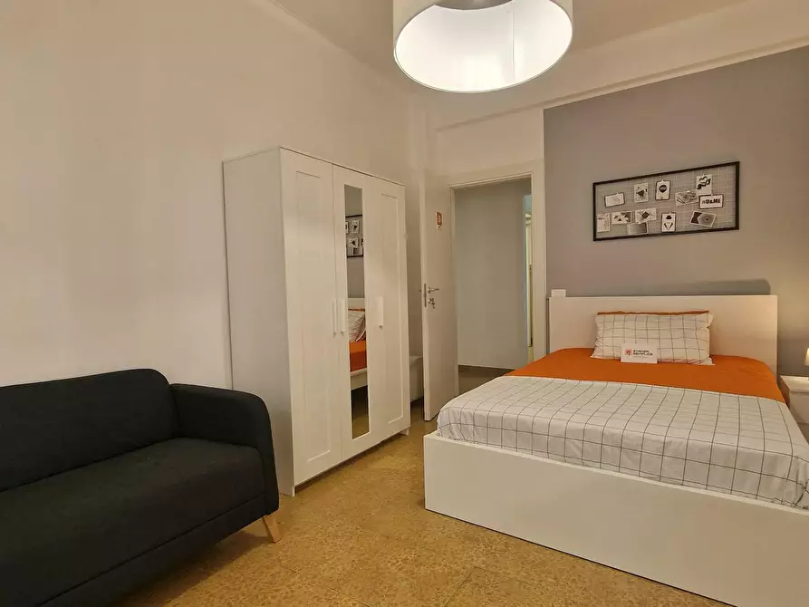 Immagine 3 di Camera in affitto  in Lungotevere di Pietra Papa a Roma