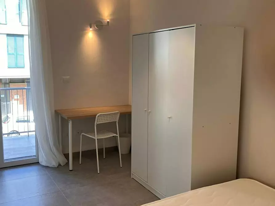 Immagine 9 di Camera in affitto  in Via Enrico Fermi a Bologna