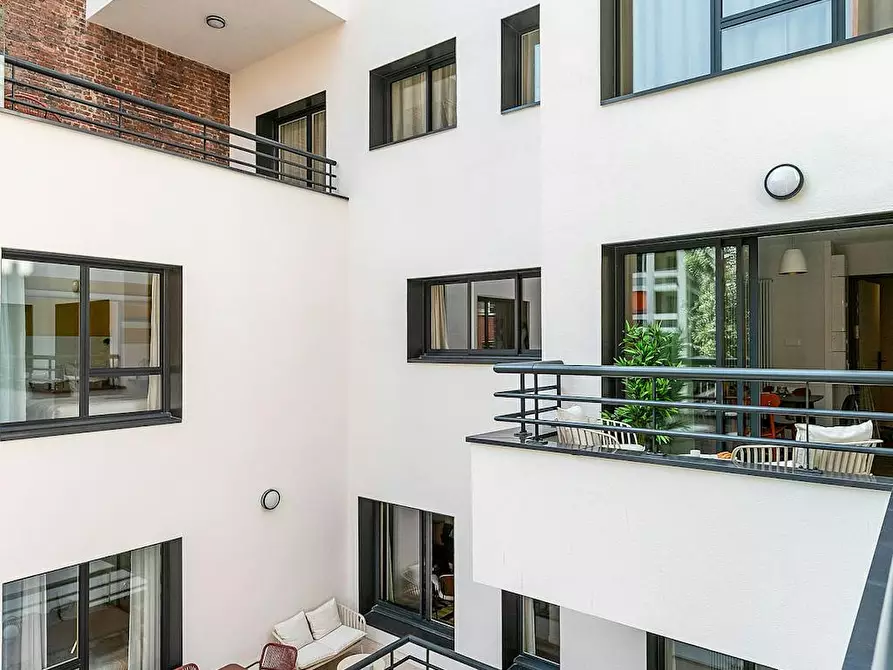 Immagine 10 di Appartamento in affitto  in Rue Tisserand a Paris