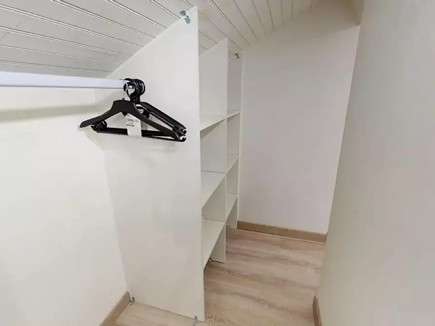 Immagine 9 di Casa indipendente in affitto  in Avenue Viviani a Vénissieux