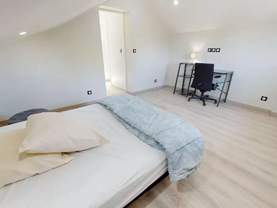 Immagine 4 di Casa indipendente in affitto  in Avenue Viviani a Vénissieux