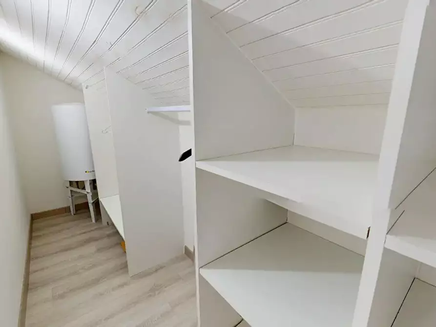 Immagine 10 di Casa indipendente in affitto  in Avenue Viviani a Vénissieux