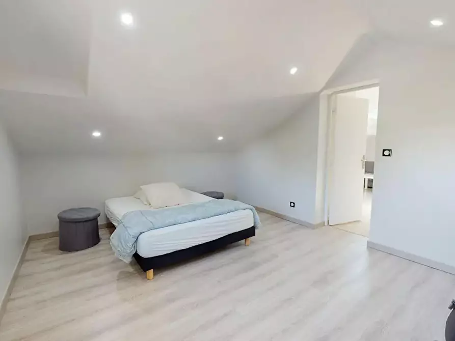 Immagine 3 di Casa indipendente in affitto  in Avenue Viviani a Vénissieux