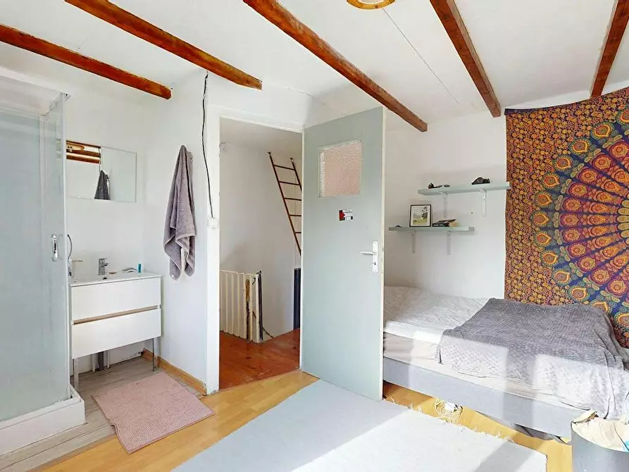 Immagine 2 di Camera in affitto  in Rue de l'Épinette a Loos