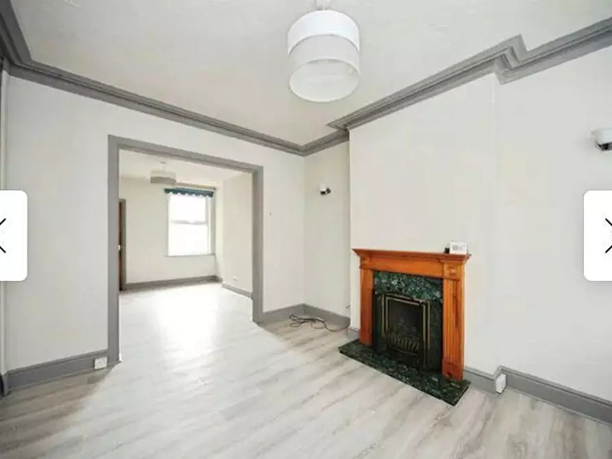 Immagine 3 di Casa indipendente in affitto  in Reginald Street a 