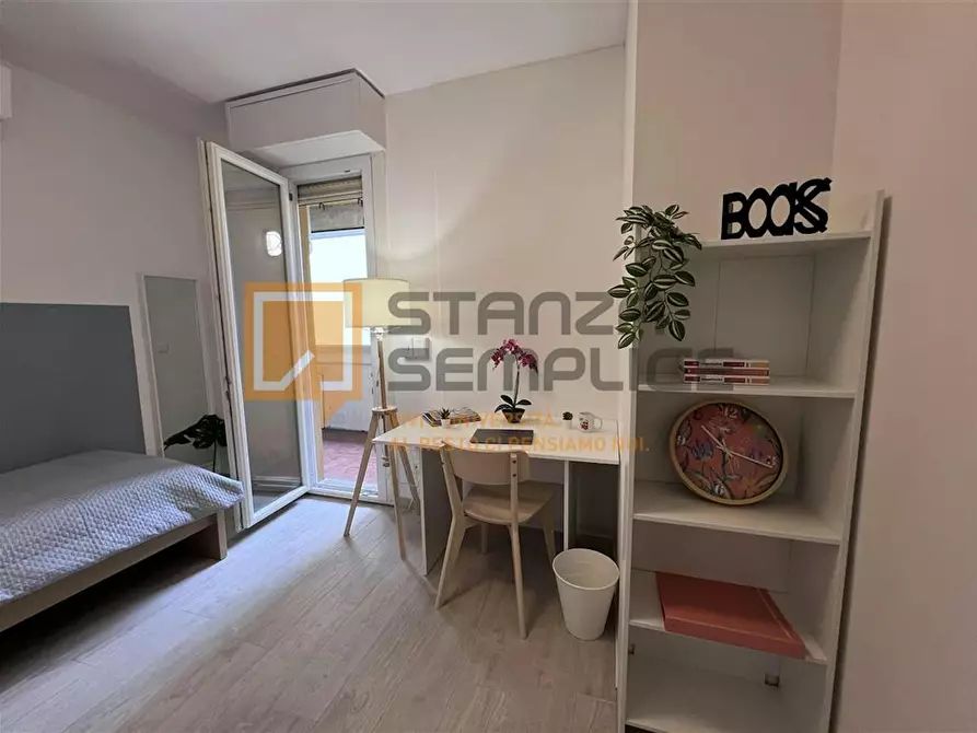 Immagine 6 di Camera in affitto  in Via Genova a Bologna