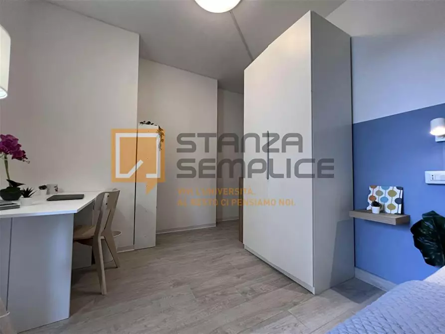 Immagine 2 di Camera in affitto  in Via Genova a Bologna