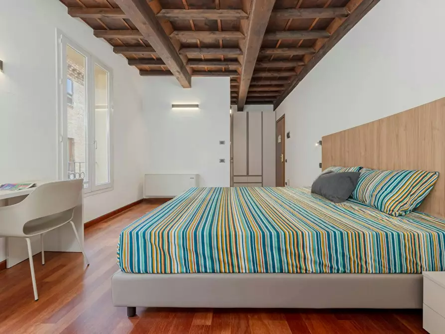 Immagine 5 di Camera in affitto  in Via Correggiari a Ferrara