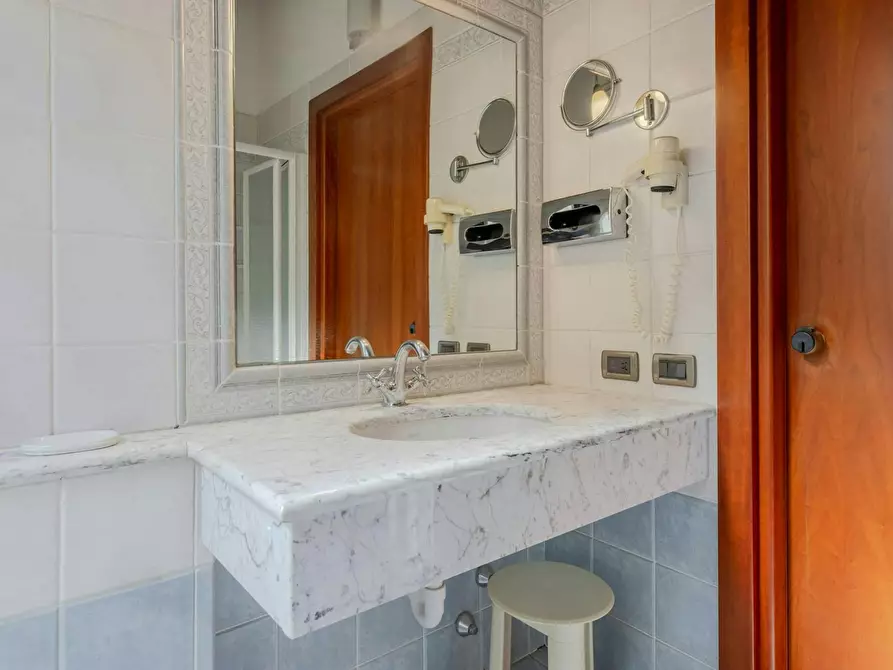 Immagine 8 di Camera in affitto  in Via Correggiari a Ferrara