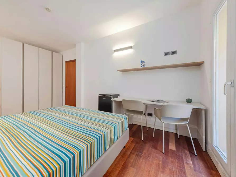 Immagine 3 di Camera in affitto  in Via Correggiari a Ferrara