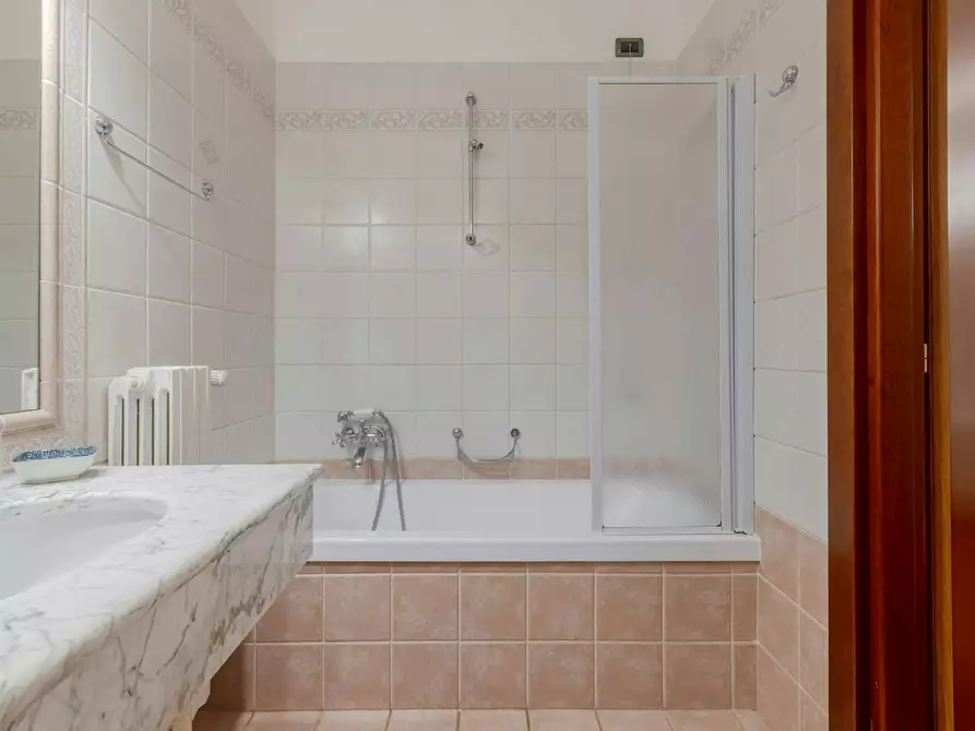 Immagine 6 di Camera in affitto  in Via Correggiari a Ferrara