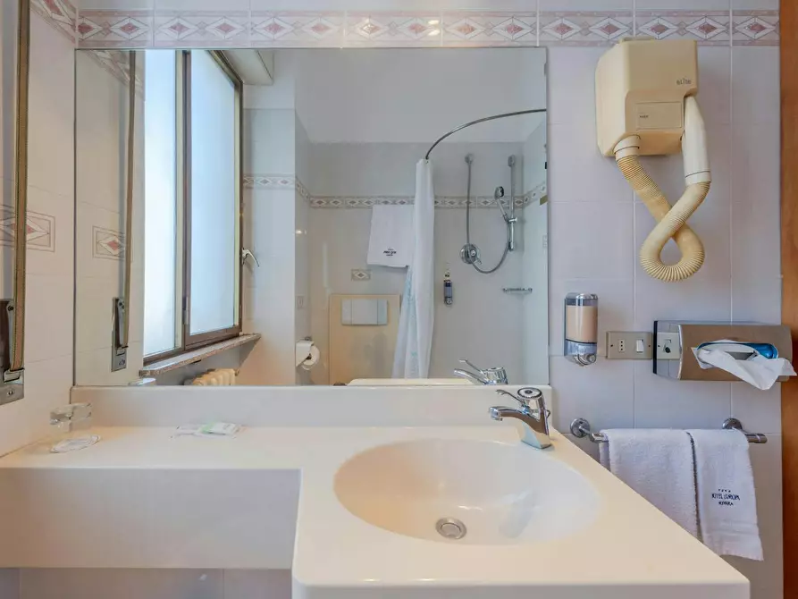 Immagine 5 di Camera in affitto  in Corso Felice Cavallotti a Novara