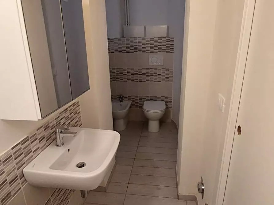 Immagine 6 di Appartamento in affitto  in Via Nizza a Torino