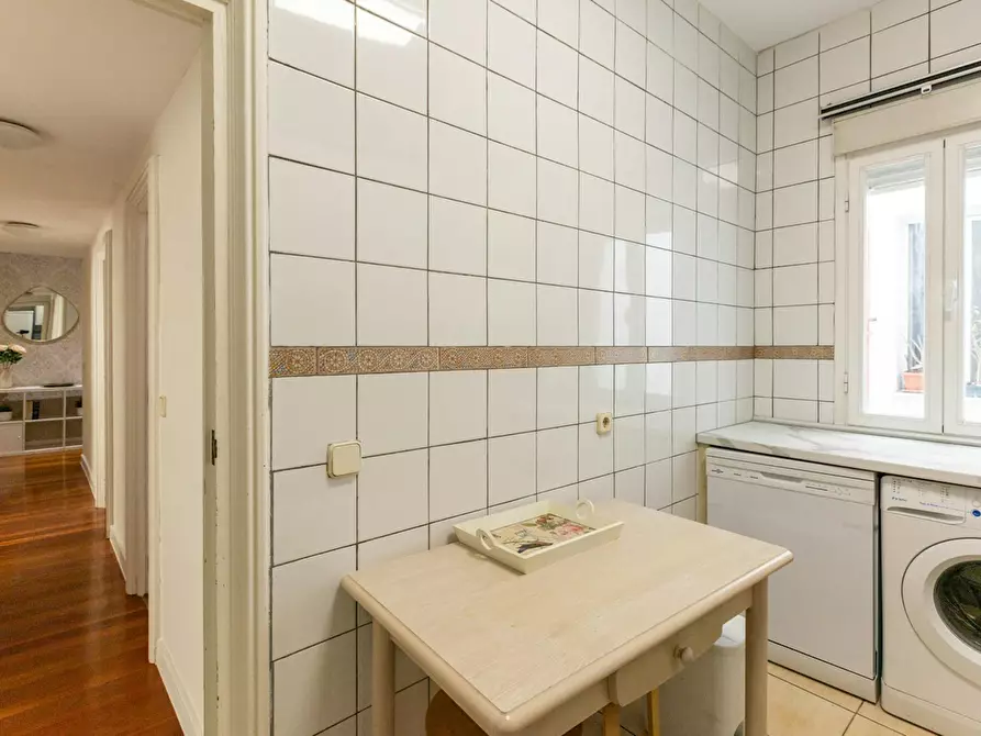 Immagine 5 di Appartamento in affitto  in Calle de Embajadores a Madrid