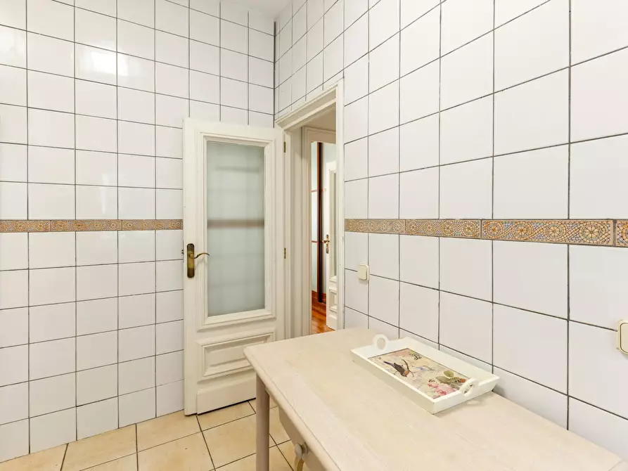 Immagine 8 di Appartamento in affitto  in Calle de Embajadores a Madrid