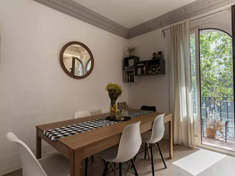 Immagine 8 di Appartamento in affitto  in Carrer del Comte d'Urgell a Barcelona