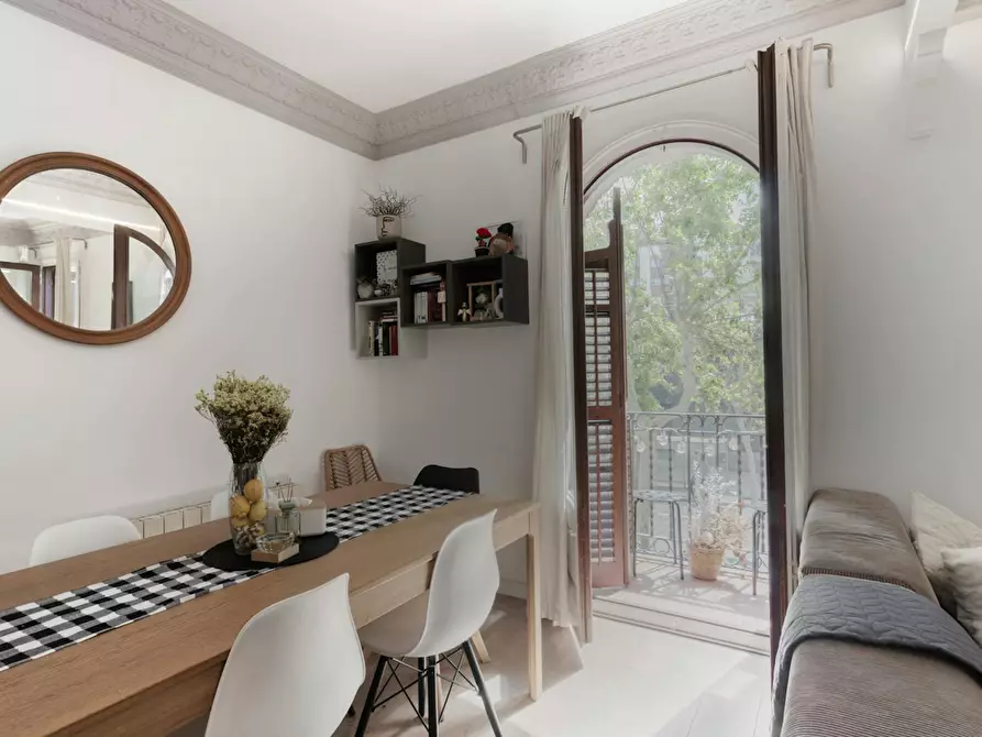 Immagine 9 di Appartamento in affitto  in Carrer del Comte d'Urgell a Barcelona