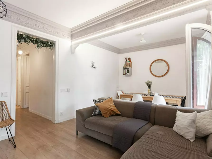 Immagine 7 di Appartamento in affitto  in Carrer del Comte d'Urgell a Barcelona