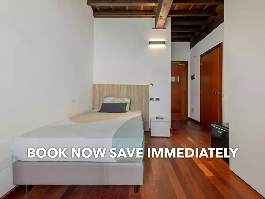 Immagine 1 di Camera in affitto  in Via Correggiari a Ferrara