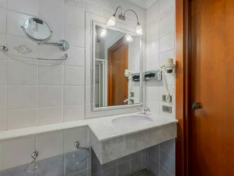 Immagine 7 di Camera in affitto  in Via Correggiari a Ferrara