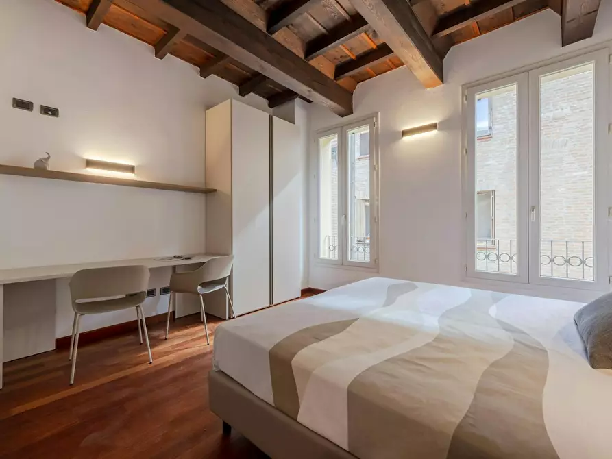 Immagine 2 di Camera in affitto  in Via Correggiari a Ferrara