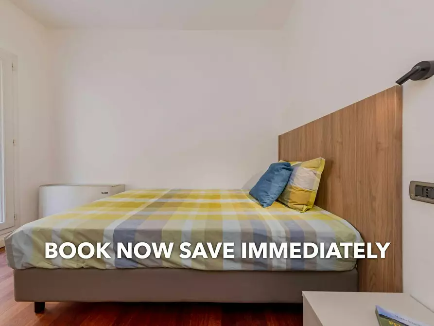 Immagine 1 di Camera in affitto  in Via Correggiari a Ferrara