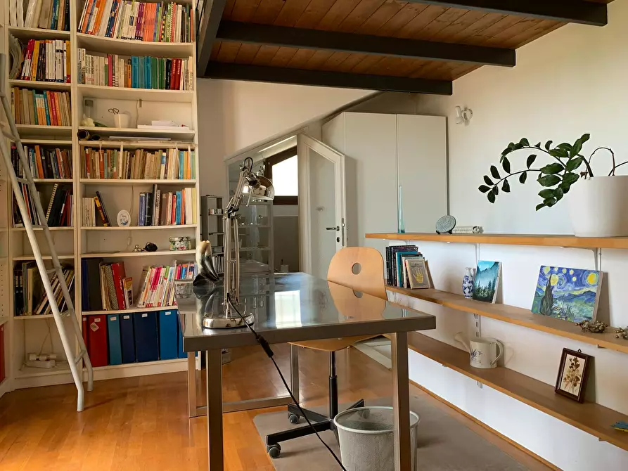 Immagine 1 di Appartamento in affitto  in Via Sisto Scaglia a Roma