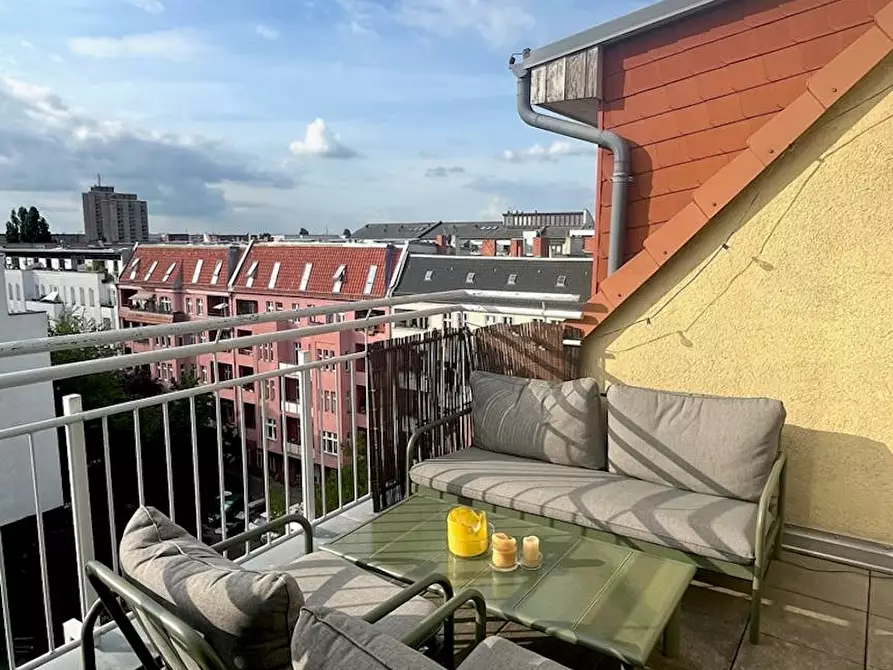 Immagine 8 di Appartamento in affitto  in Bernhard-Lichtenberg-Straße a Berlin