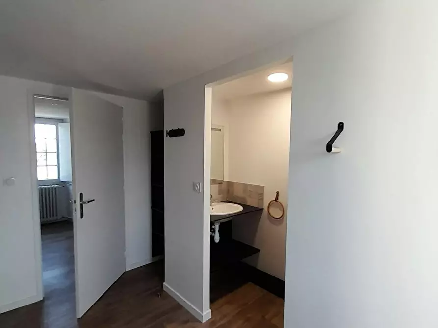 Immagine 9 di Camera in affitto  in Rue des Fusillés a Mûrs-Erigné