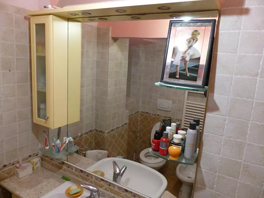 Immagine 4 di Appartamento in affitto  in Via Guido Guinizzelli a Firenze