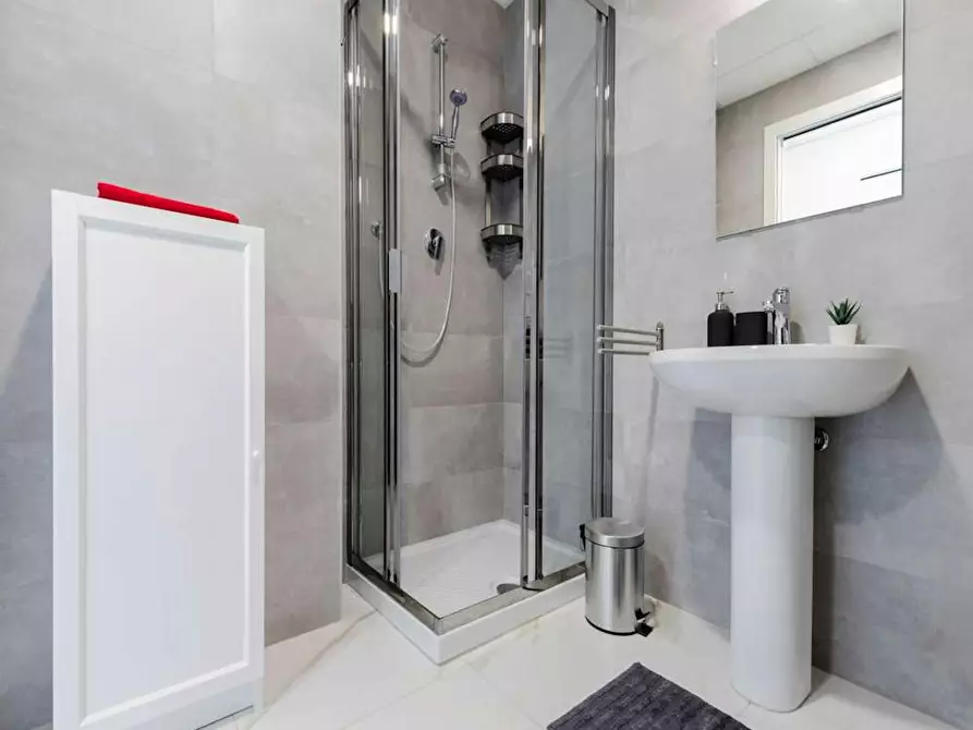 Immagine 7 di Camera in affitto  in Viale Bligny a Milano