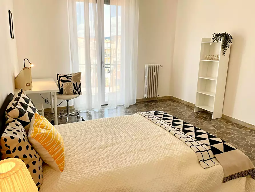 Immagine 5 di Camera in affitto  in Via Quintino Sella a Firenze