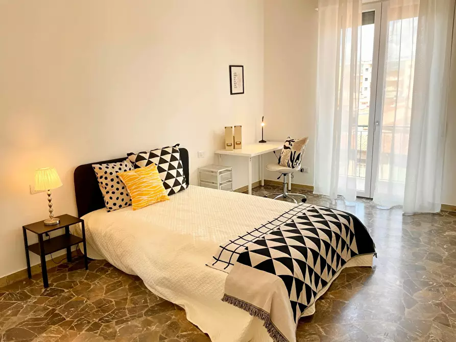 Immagine 1 di Camera in affitto  in Via Quintino Sella a Firenze