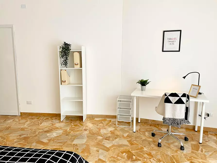 Immagine 7 di Camera in affitto  in Via Quintino Sella a Firenze