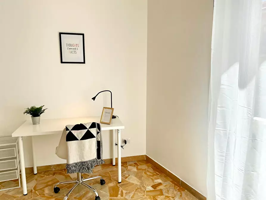 Immagine 6 di Camera in affitto  in Via Quintino Sella a Firenze