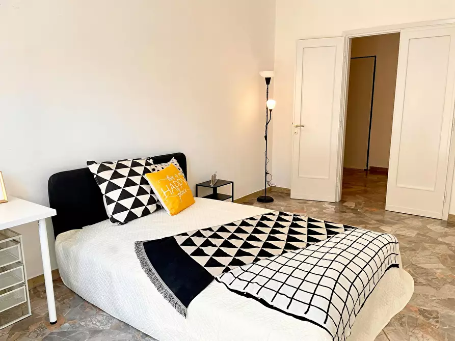 Immagine 4 di Camera in affitto  in Via Quintino Sella a Firenze