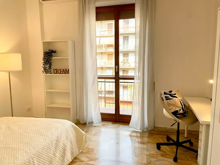 Immagine 2 di Camera in affitto  in Via Caduti di Cefalonia a Firenze