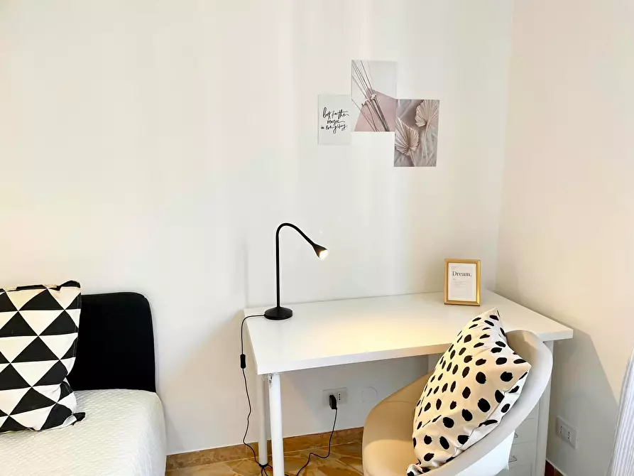 Immagine 7 di Camera in affitto  in Via Caduti di Cefalonia a Firenze