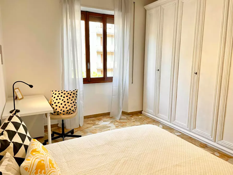 Immagine 10 di Camera in affitto  in Via Caduti di Cefalonia a Firenze