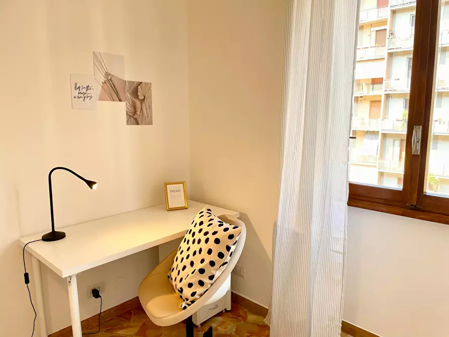 Immagine 8 di Camera in affitto  in Via Caduti di Cefalonia a Firenze