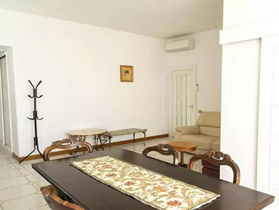 Immagine 1 di Appartamento in affitto  in Piazza Ragusa a Roma