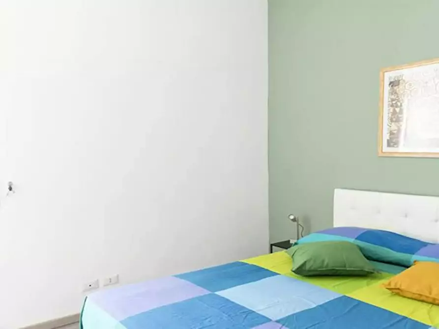 Immagine 6 di Appartamento in affitto  in Via Girolamo Benzoni a Roma