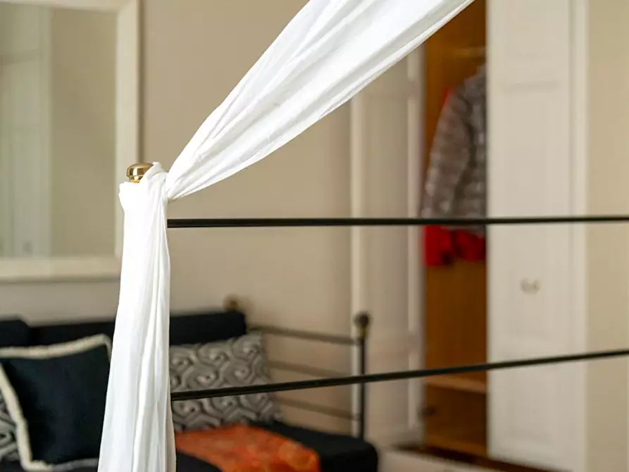 Immagine 10 di Appartamento in affitto  in Via Cavour a Roma