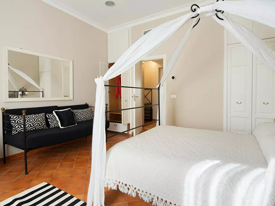 Immagine 5 di Appartamento in affitto  in Via Cavour a Roma