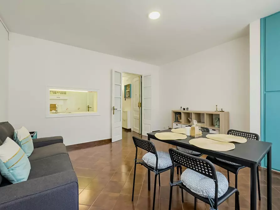 Immagine 3 di Appartamento in affitto  in Carrer de la Llibertat a Barcelona