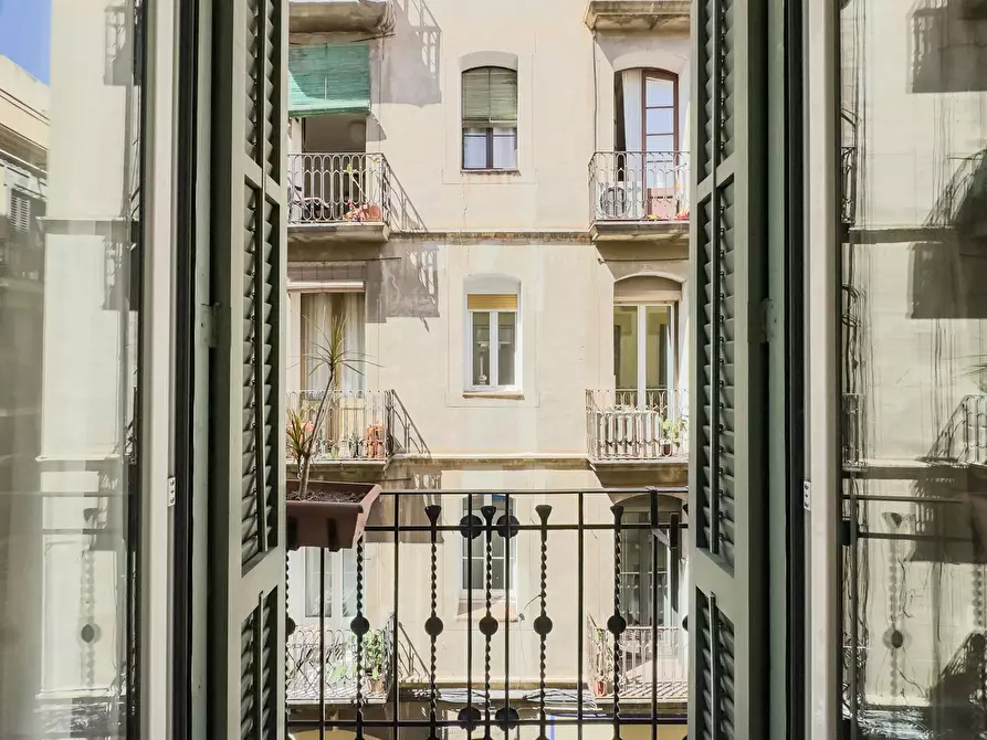 Immagine 6 di Appartamento in affitto  in Carrer de la Llibertat a Barcelona