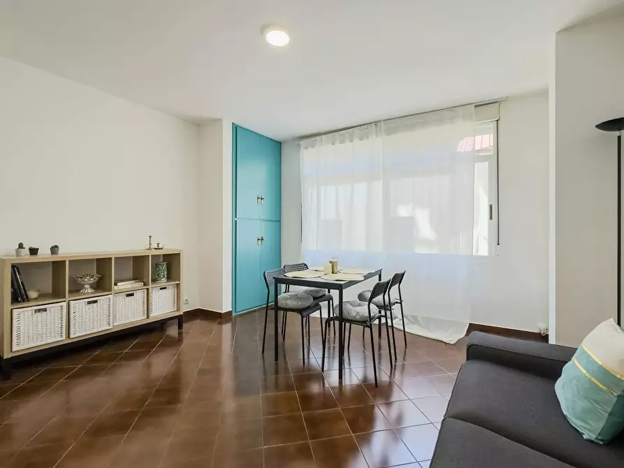 Immagine 2 di Appartamento in affitto  in Carrer de la Llibertat a Barcelona